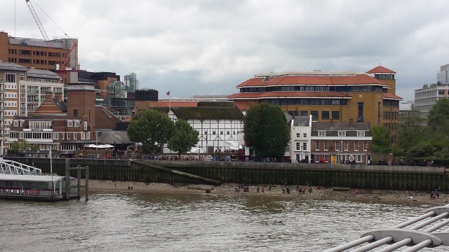 The Globe Theatre from the millennium bridge.